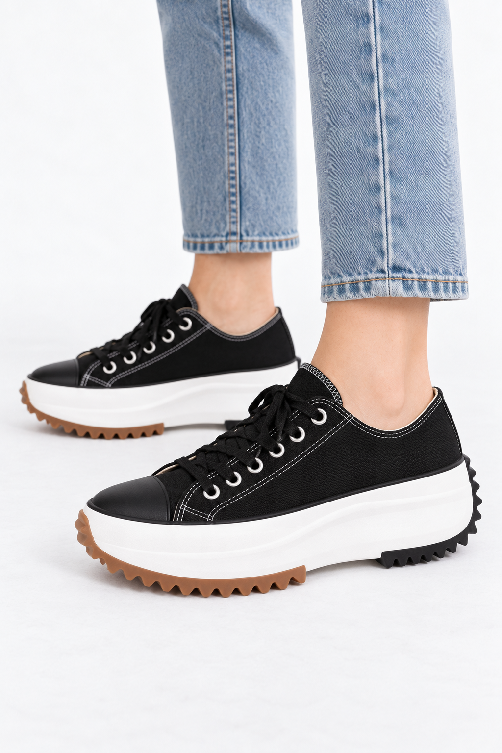 Canvas Blend Sneakers – Raised Sole & Cushioned Steps