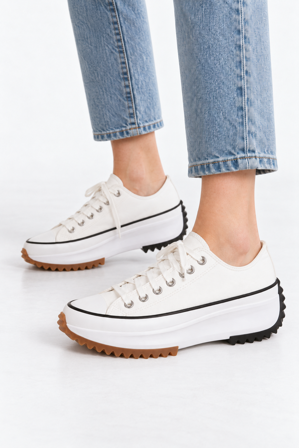 Canvas Blend Sneakers – Raised Sole & Cushioned Steps