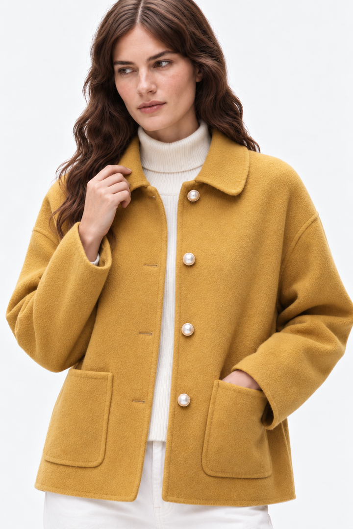 Cashmere doll collar short coat