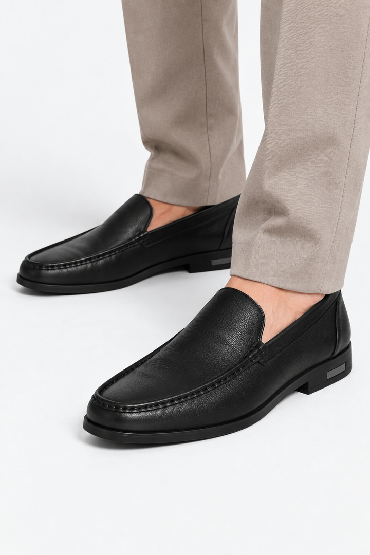 Genuine leather cushioned loafers