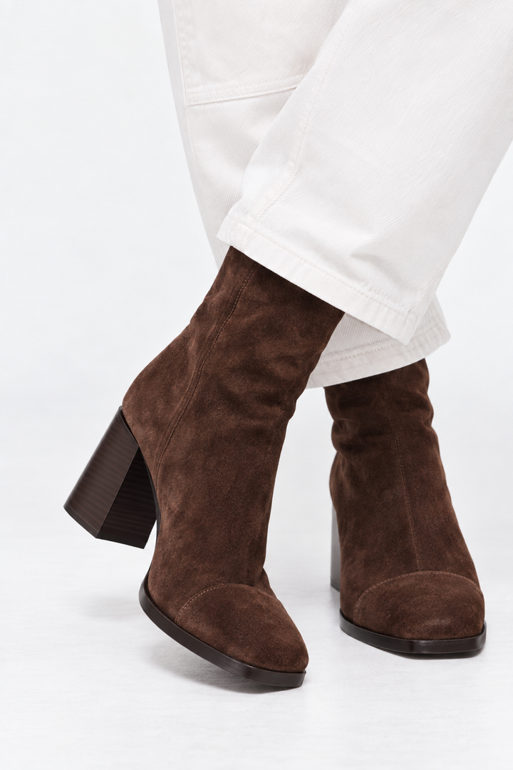 Curated atelier boots