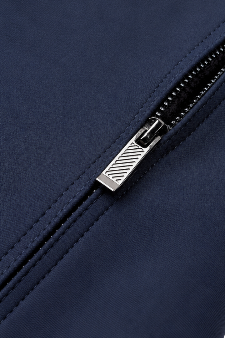 Lightweight Jacket – Pointed Collar & Light Wind Coverage