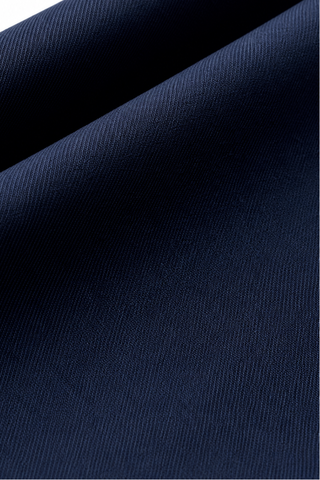 Lightweight Jacket – Pointed Collar & Light Wind Coverage