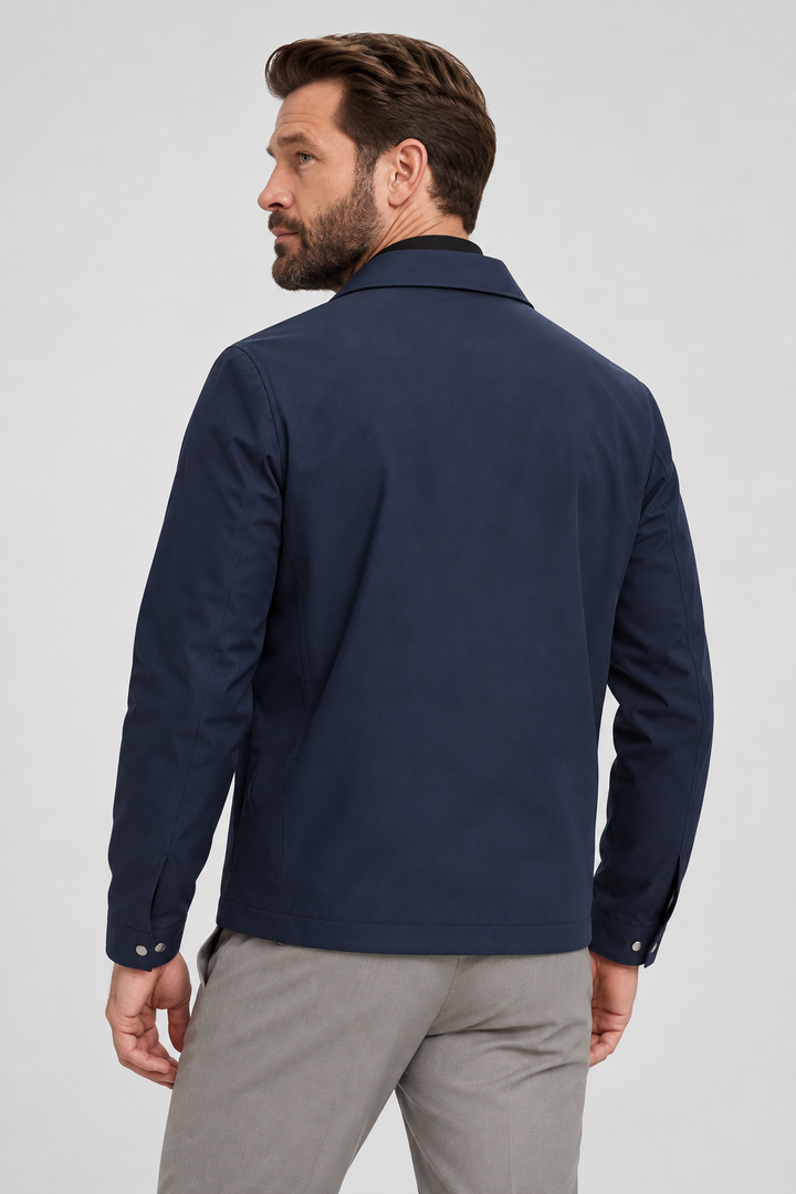 Lightweight Jacket – Pointed Collar & Light Wind Coverage