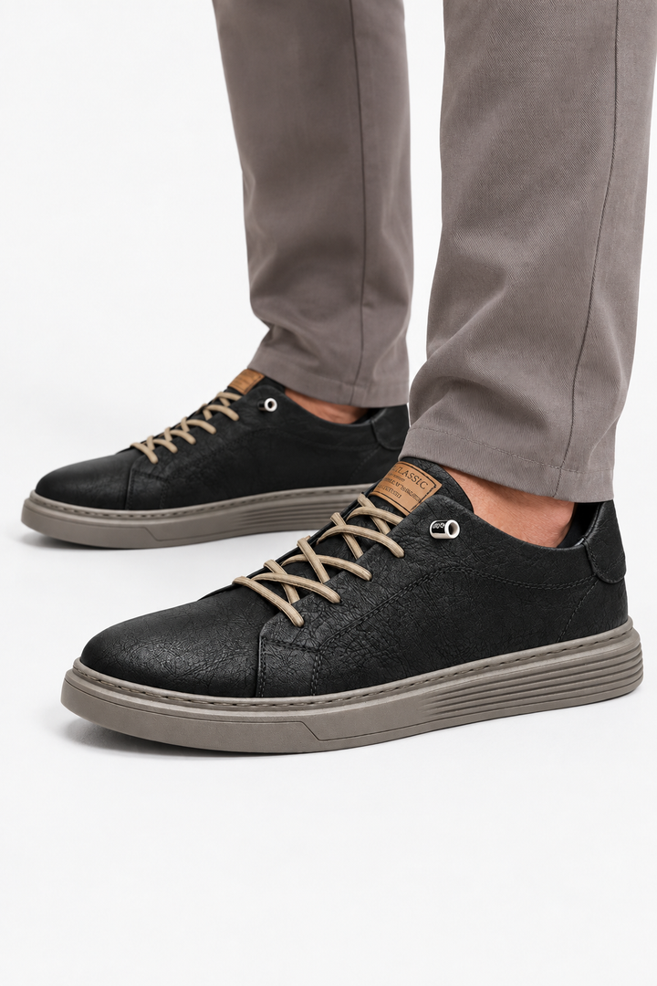 Low-Top Sneakers – Textured Upper & Cushioned Footbed