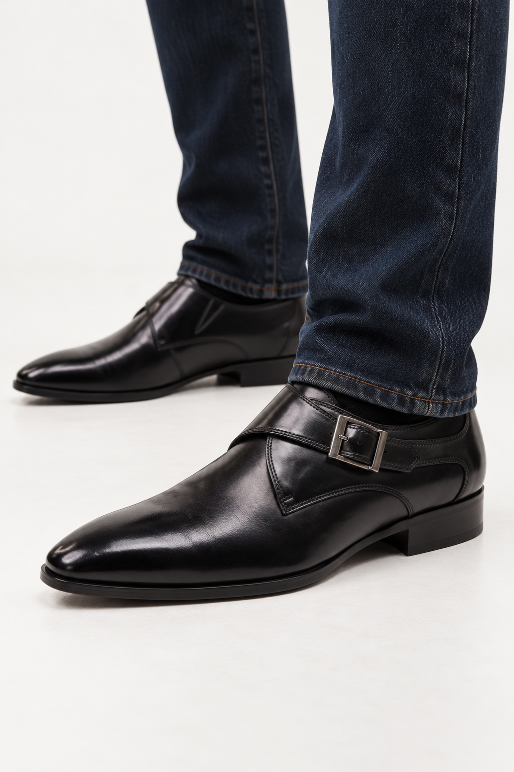 Monk Strap Shoes – Single Buckle & Adjustable Foot Fit