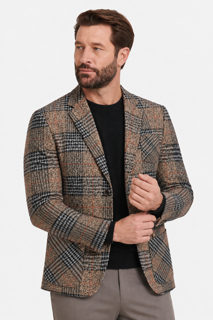 Wool-Blend Blazer – Tailored Seams & Shape Support